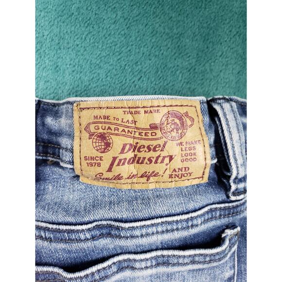 Diesel Jeans Size 16 Youth Girls Blue Pants Stretch Waykee J Mid Rise Straight - Picture 13 of 14